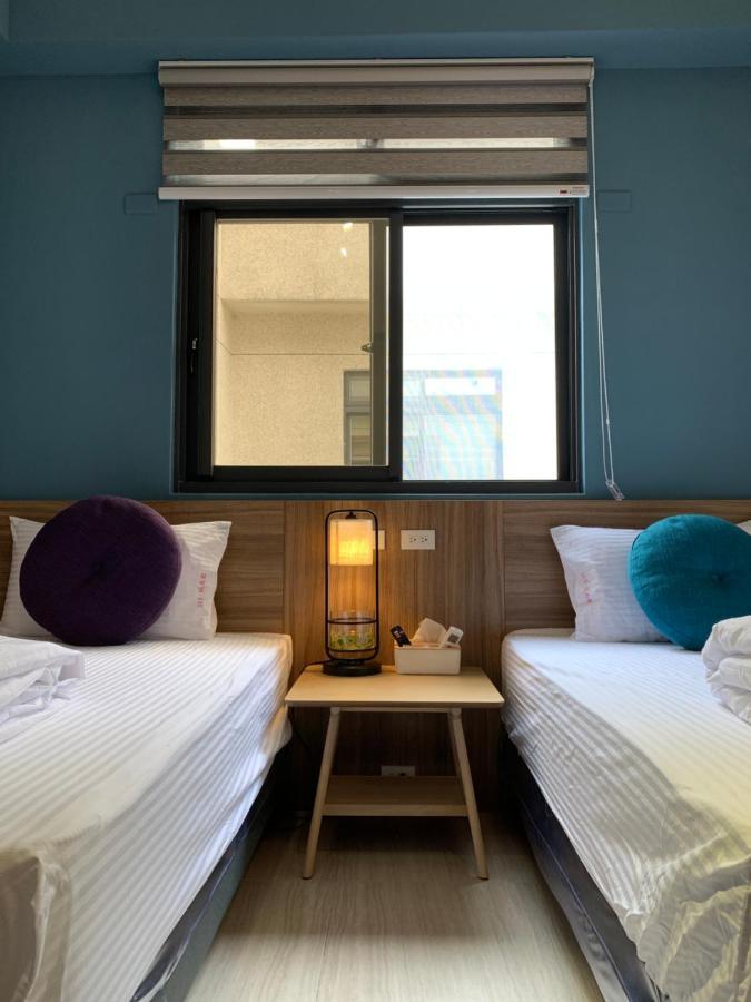 910 Hostel 城南館-自助入住 Yuli Extérieur photo