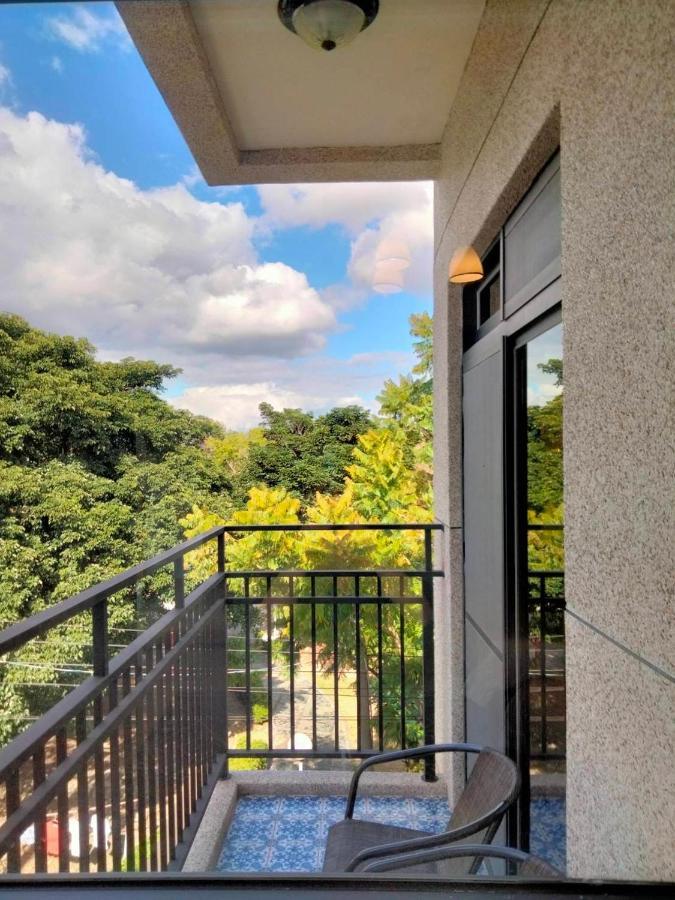 910 Hostel 城南館-自助入住 Yuli Extérieur photo