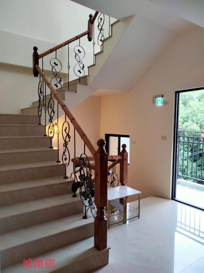910 Hostel 城南館-自助入住 Yuli Extérieur photo
